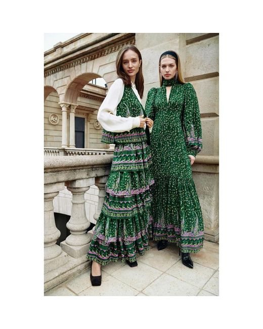 Vests byTiMo de color Green
