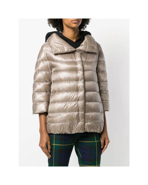 Herno Jassen ,Bruin ,Nylon Lichtgewicht Donsjack in het Natural