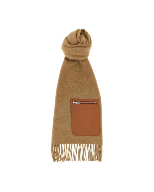 Winter Scarves di Loewe in Natural