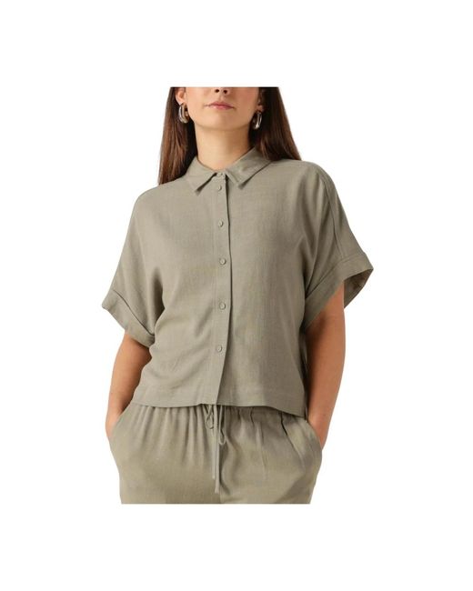 SELECTED Overhemden ,Groen ,Linnen Groene Cropped Shirt Voor Zonnige Dagen in het Green