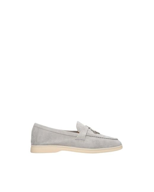 ESTRO White Loafers