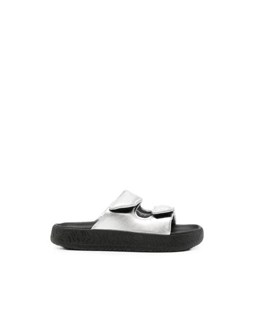 Veja Sliders in het Black