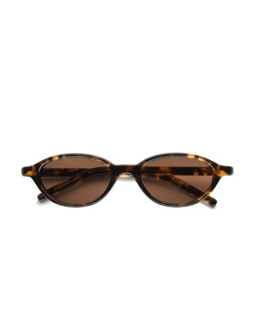 AKILA Brown Sunglasses