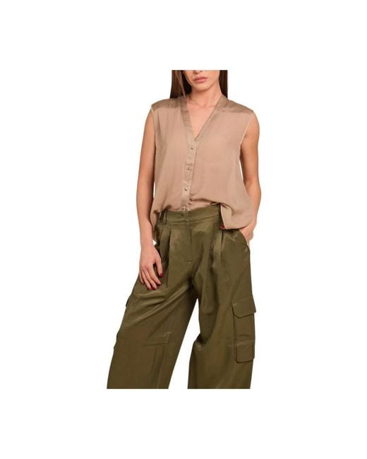 Nenette Green Sleeveless Tops