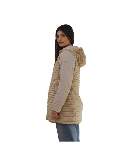 Ciesse Piumini Jassen ,Bruin ,Omkeerbare Winterjas Met Capuchon in het Brown