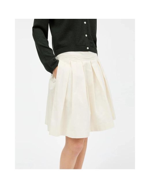 Skall Studio Valse Rok in het White