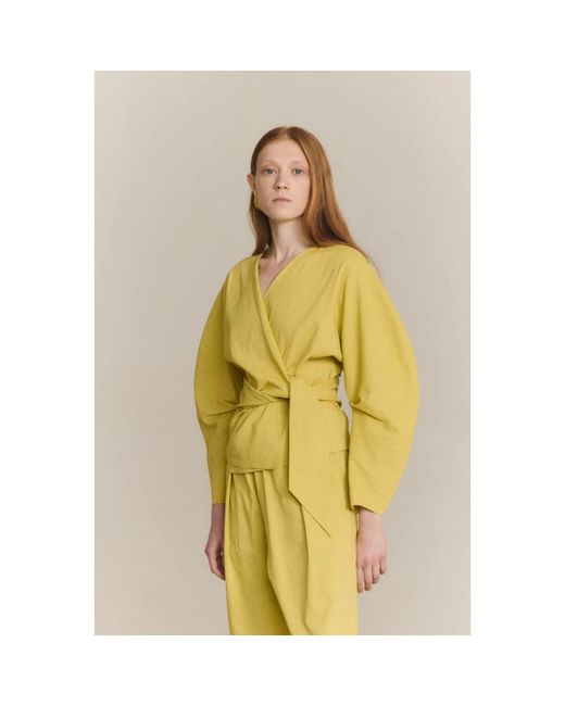 Cortana Yellow Kimonos