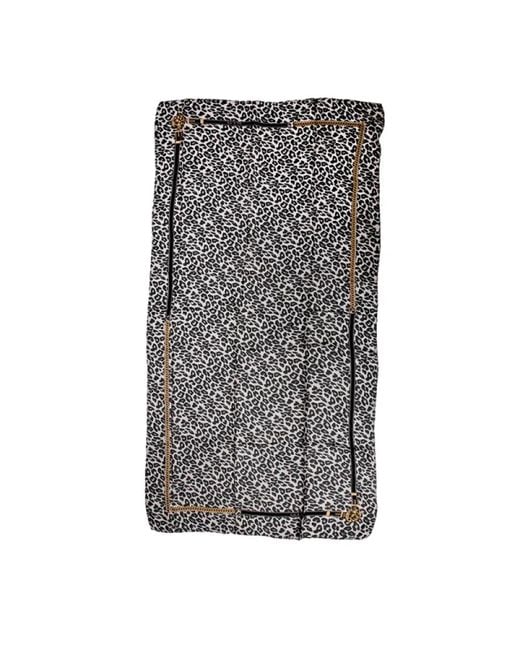 Scarves di Guess in Gray