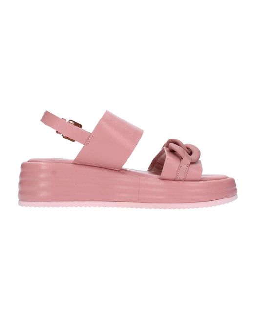 Emanuélle Vee Pink Flat Sandals