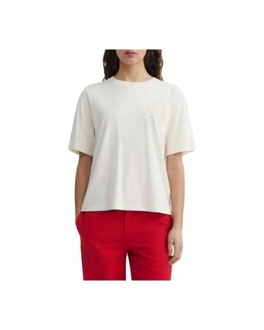 Thinking Mu Lucia Tee in het Red
