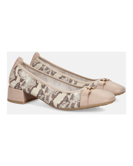 Hispanitas Pink Pumps