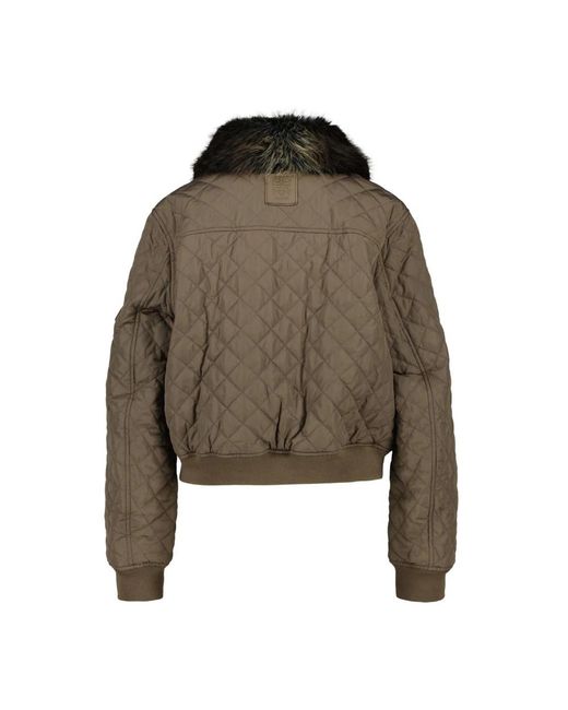 Riani Winterjassen in het Green