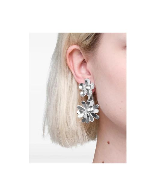 Marc Jacobs White Daisy Wild Statement Earring