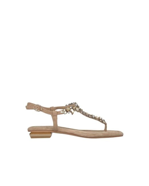Alma En Pena. Brown Flat Sandals