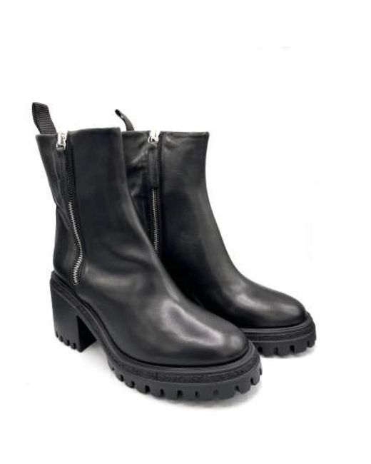 Halmanera Black Heeled Boots