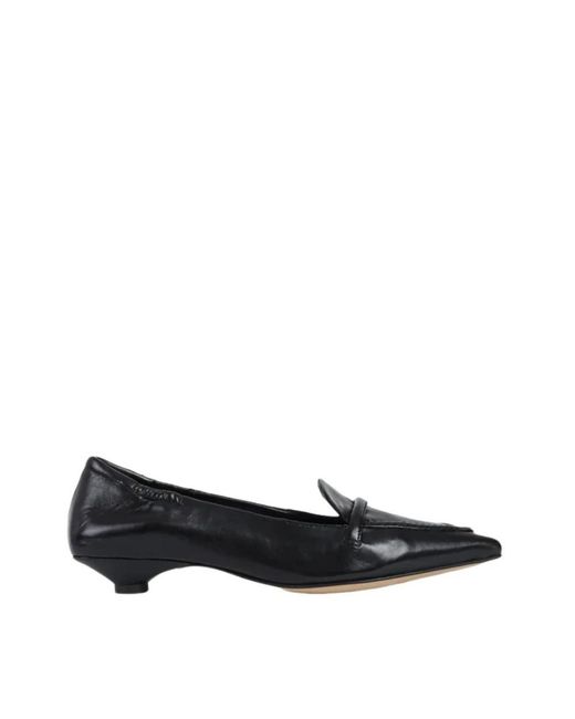 Pomme D'or Black Pumps