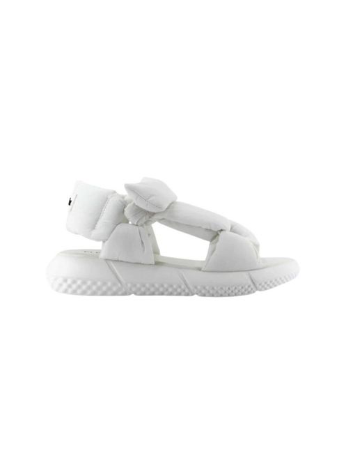 Elena Iachi White Flat Sandals