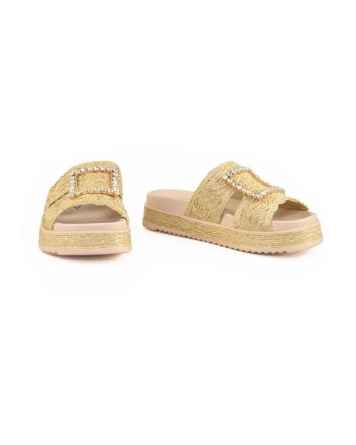 Sliders di Emanuélle Vee in Metallic