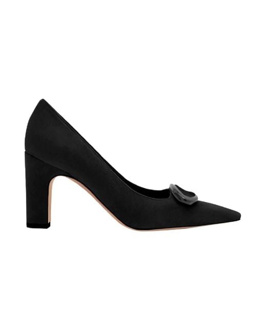Manolo Blahnik Black Pumps