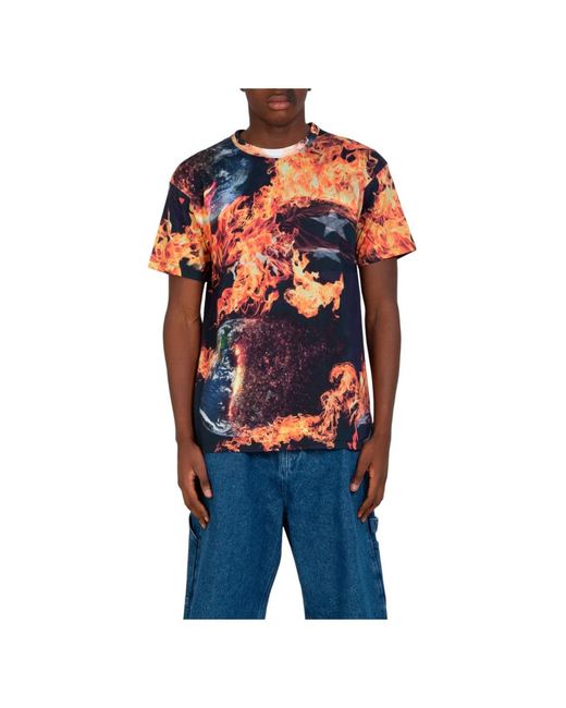 Mondo in fiamme t-shirt grafico di Sky High Farm in Orange da Uomo