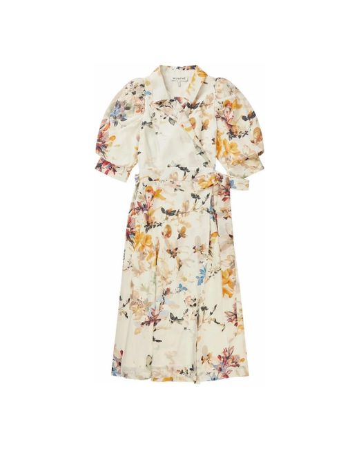 Precioso vestido camisero cruzado con mangas abullonadas y estampado floral Munthe de color Natural