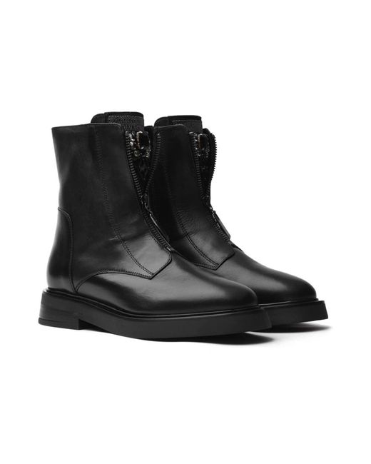 Tosca Blu Black Monaco Stiefelette