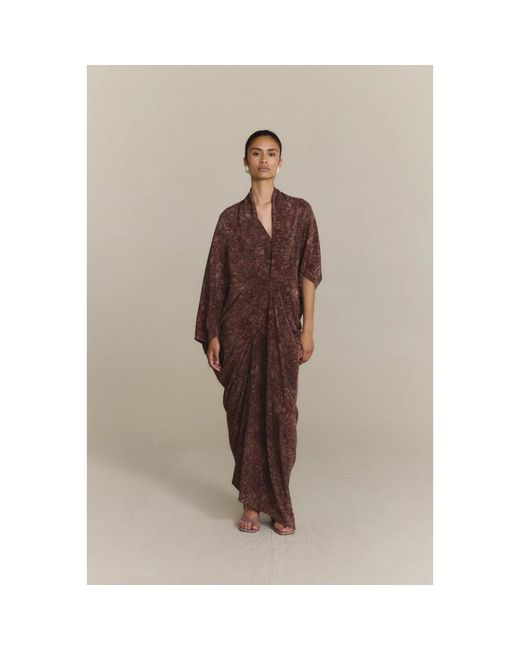 Cortana Kleedjes ,Rood ,Mayu Midi Jurk in het Brown