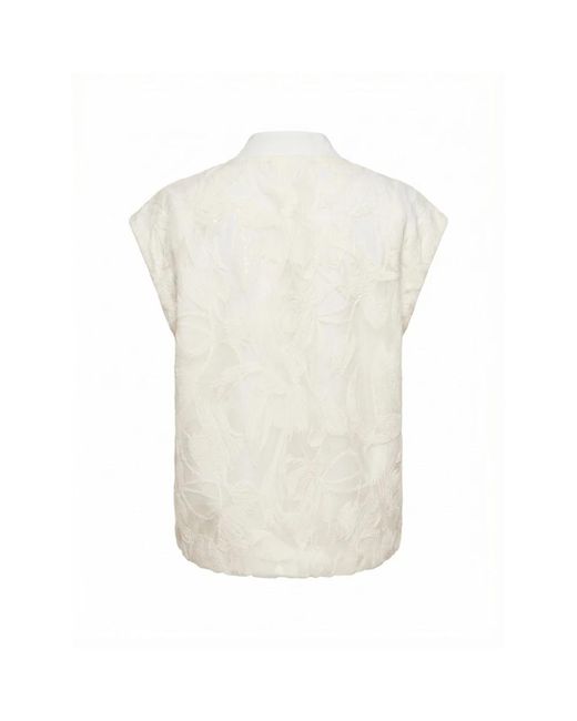 Peserico White Vests
