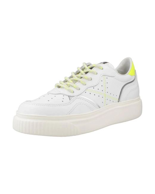 Munich White Sneakers