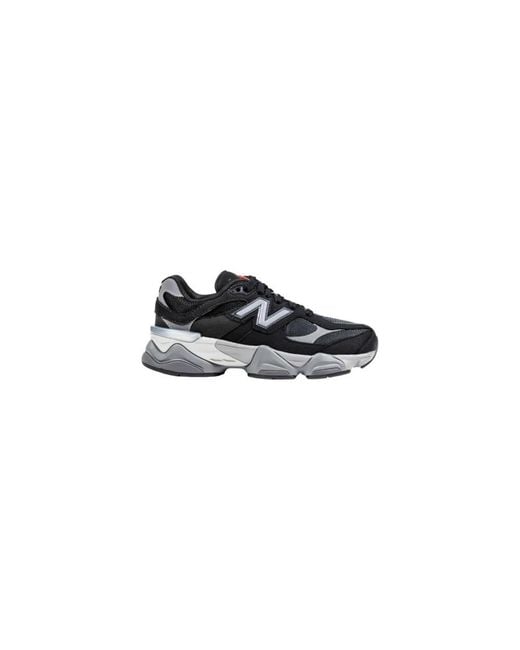 New Balance Black Sneakers