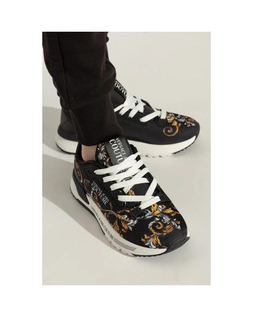 Sneakers di Versace Jeans Couture in Black