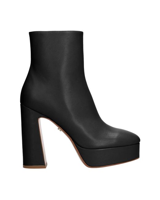 Heeled Boots di Lola Cruz in Black
