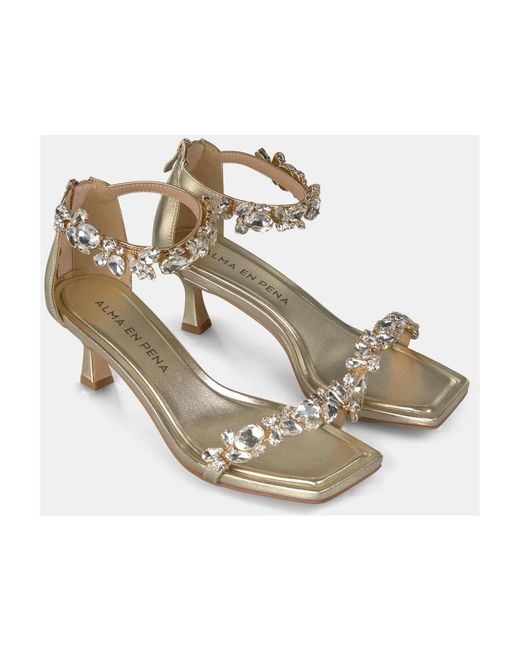 Alma En Pena. Metallic High Heel Sandals
