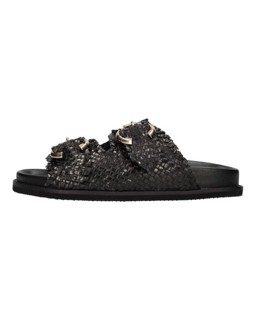 Emanuélle Vee Leather Mule in het Black