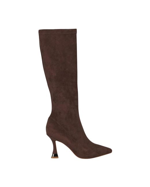 Alma En Pena. Brown Heeled Boots