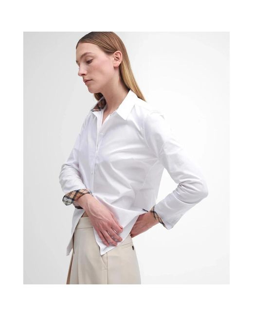 Barbour Overhemden ,Wit ,Katoen Elegante Oxford Katoenen Overhemd Met Vrouwelijke Details in het White
