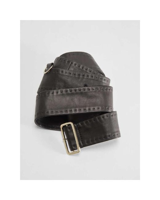 Max Mara Black Belts