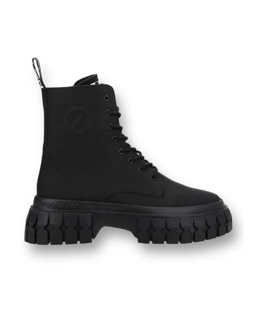 Lace-Up Boots di No Name in Black