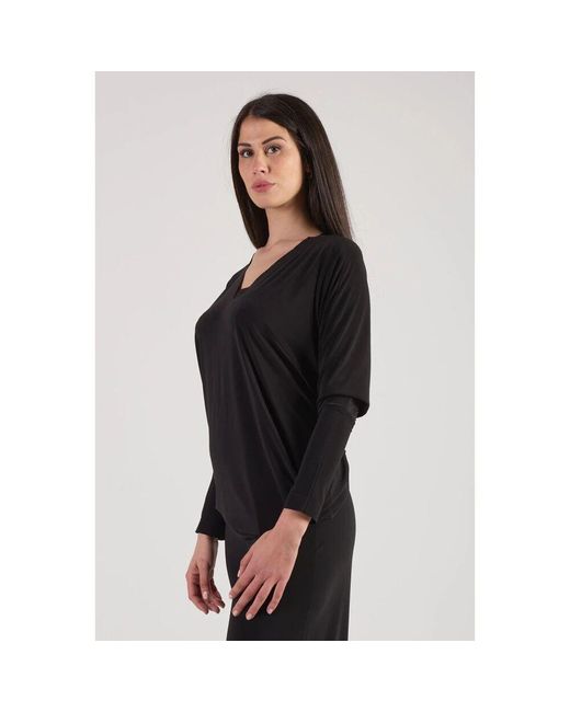 Norma Kamali Black Schwarzes Tiefer V-Ausschnitt Dolman Top