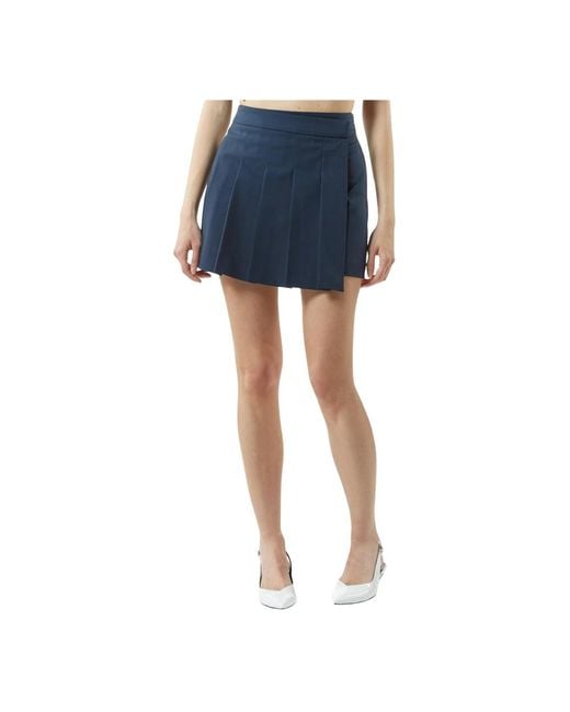 Short Skirts di Silvian Heach in Blue