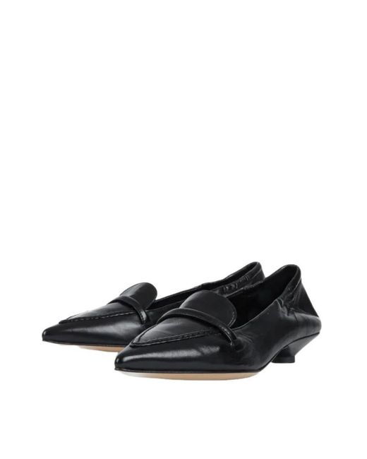 Pomme D'or Black Pumps