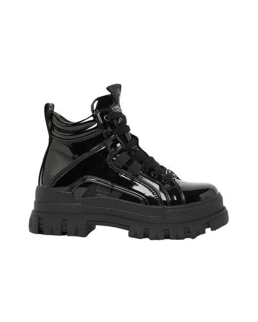 Lace-Up Boots di Buffalo in Black