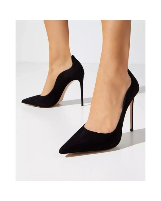 Le Silla Black Pumps