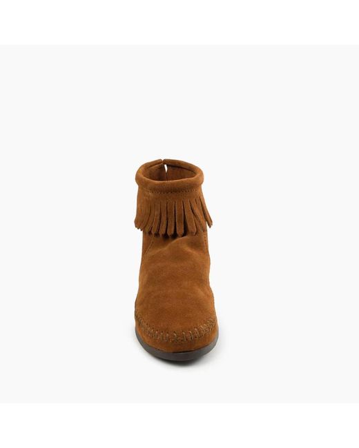 minnetonka hardsole boot