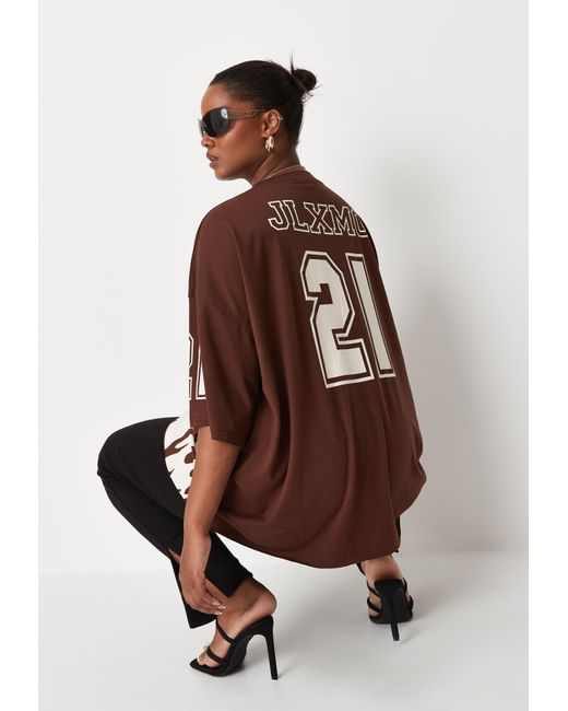 Jordan Lipscombe x t-shirt oversize chocolat à imprimé flammes grande taille  Synthétique Missguided en coloris Marron - Lyst