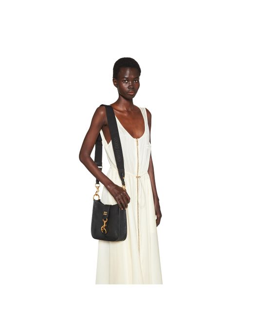 Elle Estampe Le Cuir En 9 Lettres Sac Porté Épaule En Cuir Miu Miu en coloris Blanc | Lyst