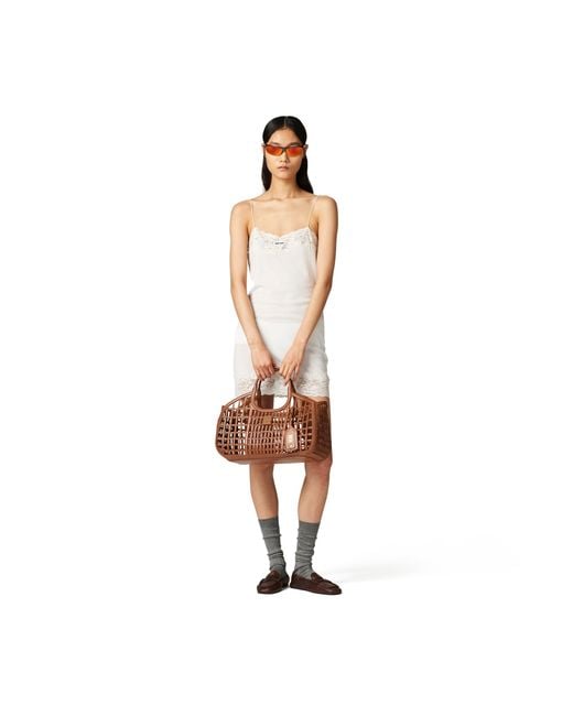 Cesta di Miu Miu in Brown