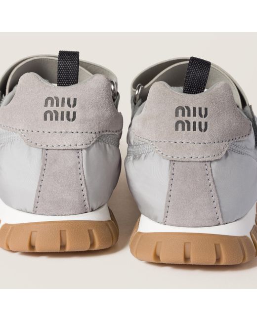 TYRE SNEAKERS IN OFF WHITE TECHNICAL FABRIC AND SUEDE WITH STICKER