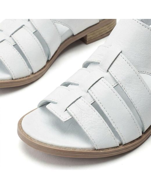 Shoon White Sh Mere Off Leather