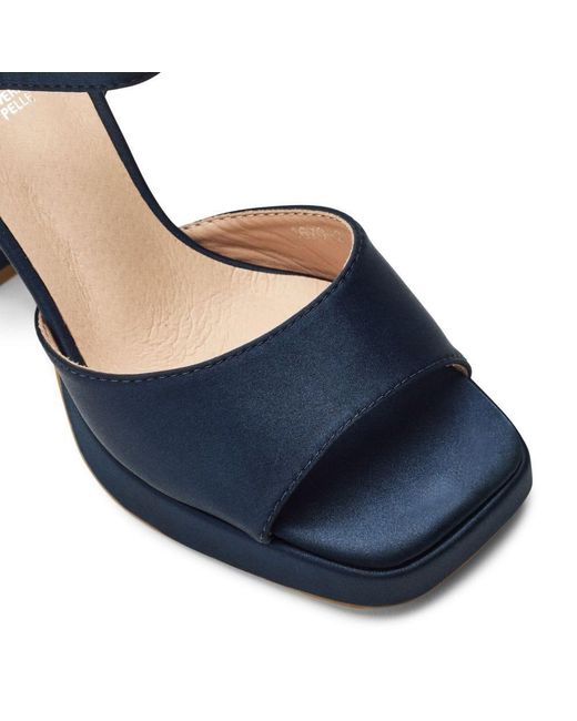 b.soleful Blue Sima Porvair